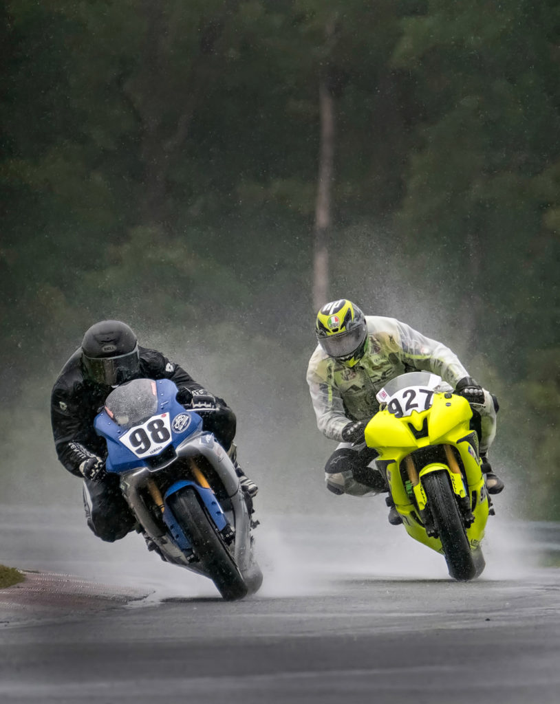 motorcycle road racing heroes doing battle in the rain no fear